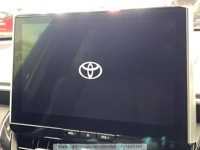 toyota corolla-cross 2023 CFJ1653392 image 2