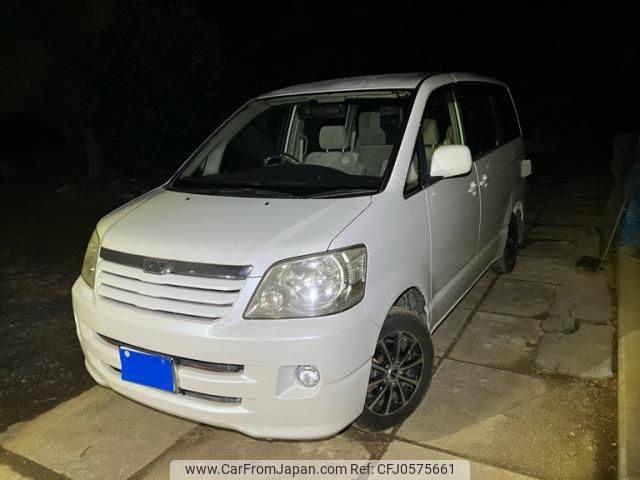 toyota noah 2002 -TOYOTA--Noah TA-AZR60G--AZR60-0020385---TOYOTA--Noah TA-AZR60G--AZR60-0020385- image 2