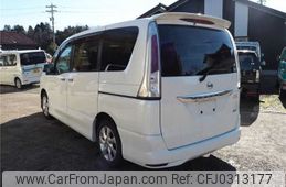 nissan serena 2011 TE1222