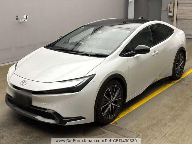 toyota prius 2023 quick_quick_6AA-MXWH60_MXWH60-4027765 image 1