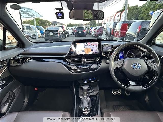 toyota c-hr 2017 -TOYOTA--C-HR DAA-ZYX10--ZYX10-2005989---TOYOTA--C-HR DAA-ZYX10--ZYX10-2005989- image 2