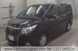 toyota esquire 2015 -TOYOTA 【新潟 532ぬ1119】--Esquire ZRR80G-0120881---TOYOTA 【新潟 532ぬ1119】--Esquire ZRR80G-0120881-
