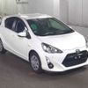 toyota aqua 2016 -TOYOTA--AQUA DAA-NHP10--NHP10-2557166---TOYOTA--AQUA DAA-NHP10--NHP10-2557166- image 1