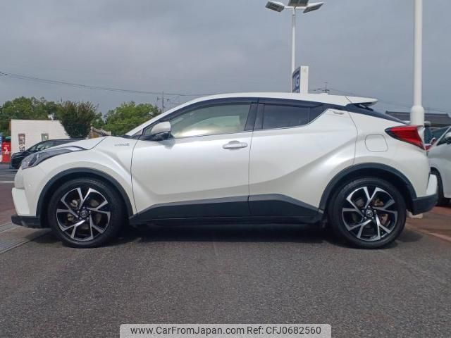 toyota c-hr 2017 quick_quick_DAA-ZYX10_ZYX10-2088146 image 2