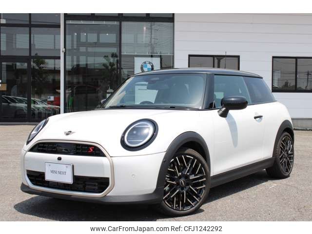 mini mini-others 2024 -BMW--BMW Mini 3BA-22GD20--WMW22GD0402W24***---BMW--BMW Mini 3BA-22GD20--WMW22GD0402W24***- image 2