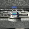 toyota prius 2019 CFJ1650764 image 3