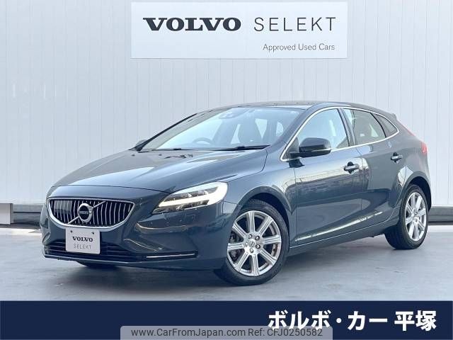 volvo v40 2017 -VOLVO--Volvo V40 LDA-MD4204T--YV1MVA8RDJ2461734---VOLVO--Volvo V40 LDA-MD4204T--YV1MVA8RDJ2461734- image 1