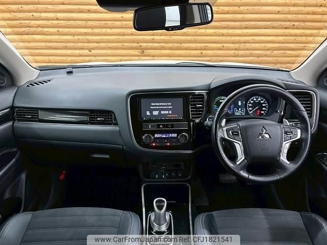 mitsubishi outlander-phev 2018 CFJ1821541 image 2