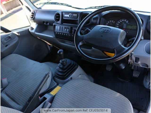 toyota dyna-truck 2017 -TOYOTA--Dyna ABF-TRY230--TRY230-0128872---TOYOTA--Dyna ABF-TRY230--TRY230-0128872- image 2