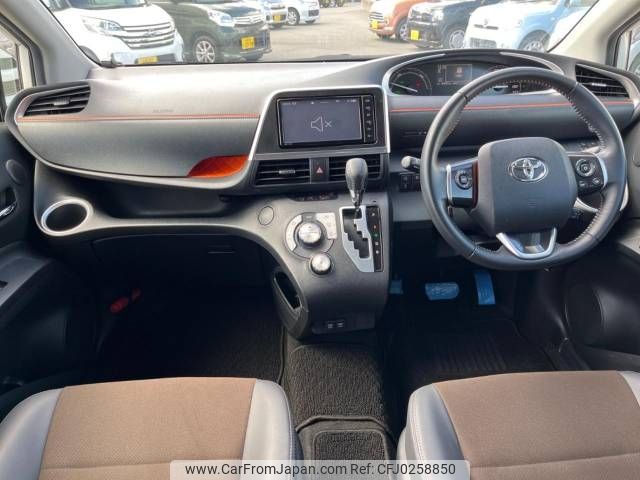 toyota sienta 2019 -TOYOTA--Sienta 6AA-NHP170G--NHP170-7163159---TOYOTA--Sienta 6AA-NHP170G--NHP170-7163159- image 2