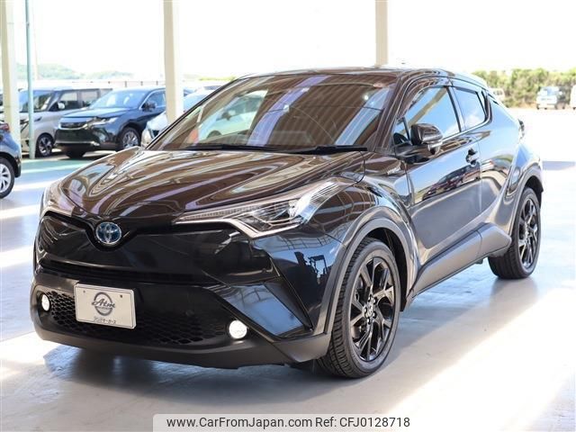 toyota c-hr 2017 quick_quick_DAA-ZYX10_ZYX10-2030724 image 2