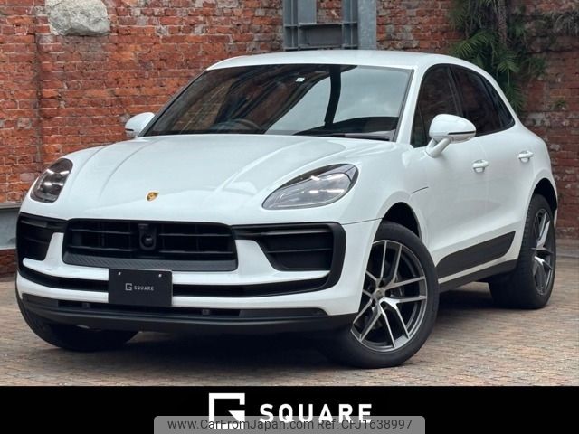 porsche macan 2023 CFJ1638997 image 1