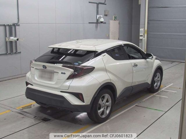 toyota c-hr 2018 -TOYOTA--C-HR ZYX10-2106751---TOYOTA--C-HR ZYX10-2106751- image 2