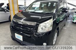 toyota noah 2009 AF-ZRR70-0176985