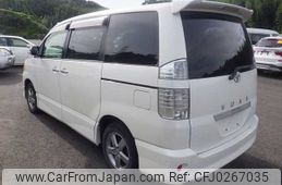 toyota voxy 2006 NIKYO_ZG78974