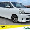 toyota voxy 2013 -TOYOTA--Voxy DBA-ZRR70G--ZRR70-0560401---TOYOTA--Voxy DBA-ZRR70G--ZRR70-0560401- image 1