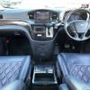 nissan elgrand 2016 504928-925751 image 1