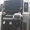 toyota granace 2022 CFJ1752108 image 4