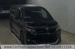 toyota voxy 2014 CFJ0811234