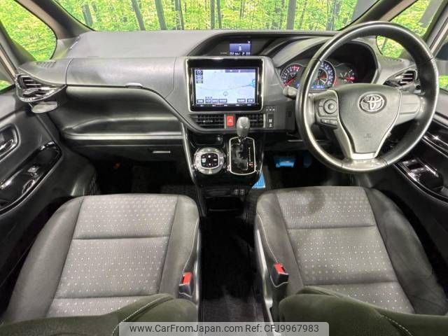 toyota voxy 2017 -TOYOTA--Voxy DBA-ZRR80G--ZRR80-0363411---TOYOTA--Voxy DBA-ZRR80G--ZRR80-0363411- image 2