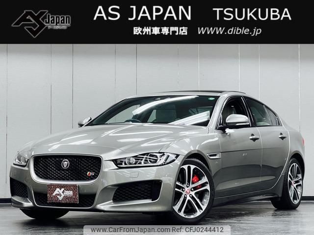 jaguar xe 2018 quick_quick_CBA-JA3VA_SAJAB4AV4JCP36585 image 1