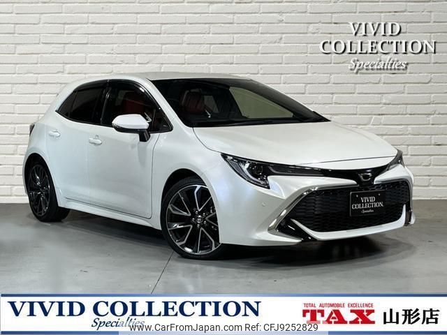 toyota corolla-sport 2019 quick_quick_6AA-ZWE211H_ZWE211H-1024089 image 1