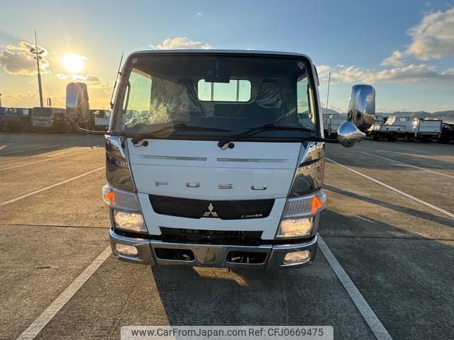 mitsubishi-fuso canter 2013 GOO_NET_EXCHANGE_0701111A30250121W001 image 2