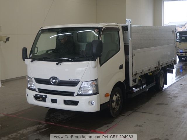hino dutro 2018 -HINO--Hino Dutoro XZU712M-ｸﾆ01175383---HINO--Hino Dutoro XZU712M-ｸﾆ01175383- image 1