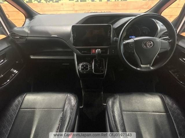 toyota voxy 2019 -TOYOTA--Voxy DBA-ZRR80W--ZRR80-0542828---TOYOTA--Voxy DBA-ZRR80W--ZRR80-0542828- image 2