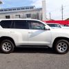 toyota land-cruiser-prado 2020 25631205 image 7