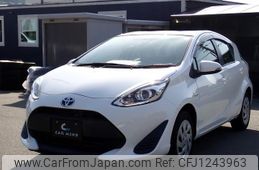 toyota aqua 2018 GOO_JP_700072025530250522003