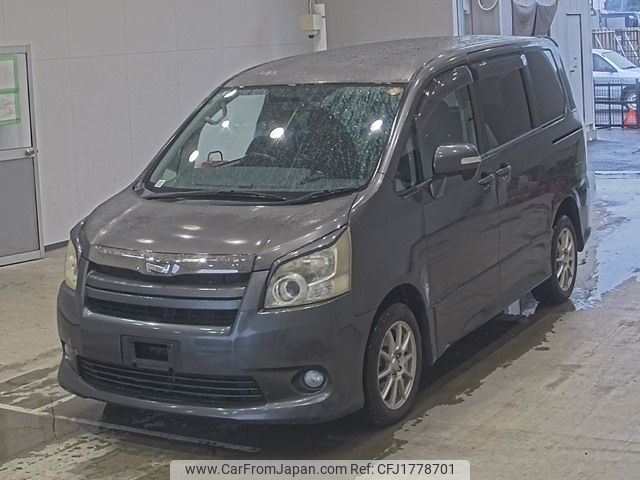 toyota noah 2008 CFJ1778701 image 1