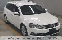 volkswagen passat-variant 2013 CFJ1802275