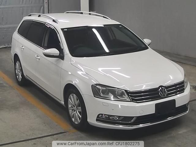 volkswagen passat-variant 2013 CFJ1802275 image 1