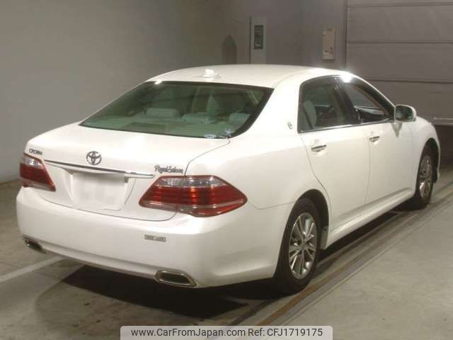 toyota crown 2012 CFJ1719175 image 2