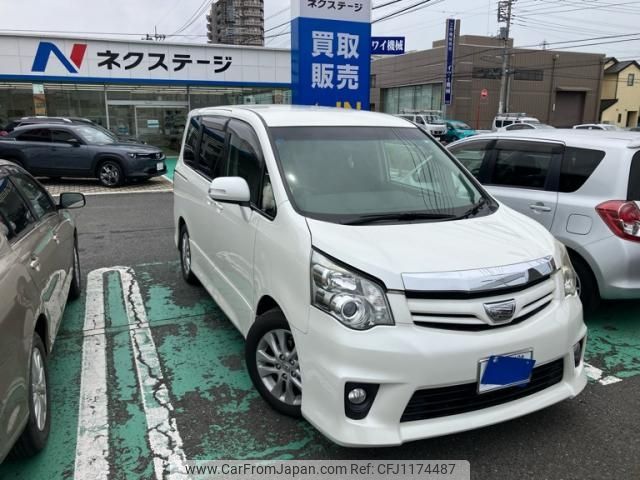 toyota noah 2011 -TOYOTA--Noah DBA-ZRR70W--ZRR70-0425175---TOYOTA--Noah DBA-ZRR70W--ZRR70-0425175- image 1
