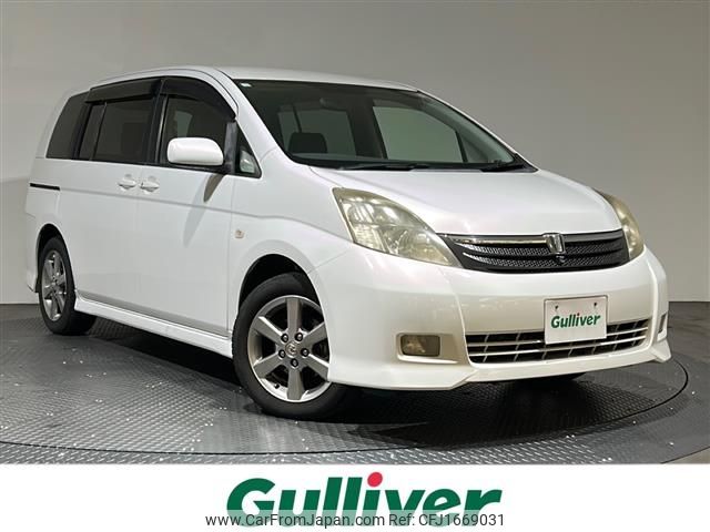 toyota isis 2006 CFJ1669031 image 1