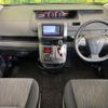 toyota voxy 2012 CFJ1575125 image 2