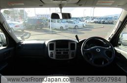 nissan caravan-coach 2010 GOO_JP_988024121800201170001