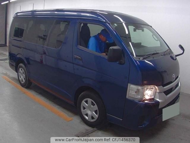 toyota hiace-wagon 2022 quick_quick_3BA-TRH214W_TRH214-0068821 image 1