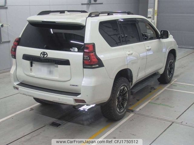 toyota land-cruiser-prado 2021 CFJ1750512 image 2