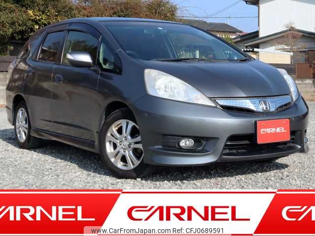 honda fit-shuttle 2012 F00820 image 1