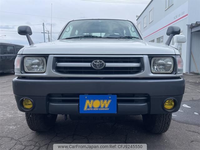 toyota hilux 2002 GOO_JP_700030018430231128001 image 2