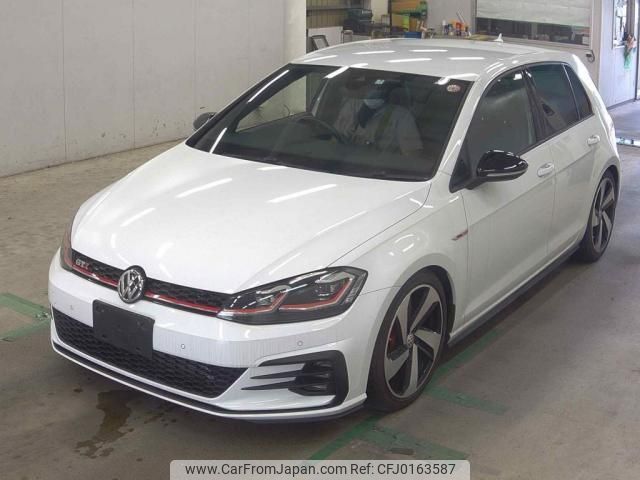 volkswagen golf-gti 2017 quick_quick_ABA-AUCHH_WVWZZZAUZHW349926 image 1