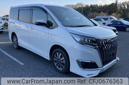 toyota esquire 2018 quick_quick_DBA-ZRR85G_ZRR85-0095075