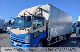 isuzu forward 2013 CFJ1696879