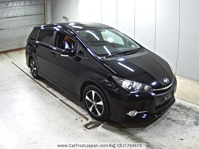 toyota wish 2015 CFJ1769615 image 1