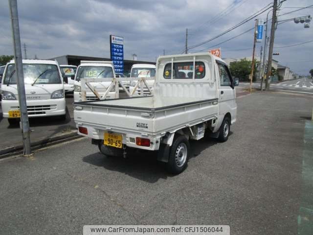 daihatsu hijet-truck 2011 CFJ1506044 image 2