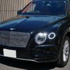 bentley bentayga 2017 quick_quick_ABA-BADDB_SJAAF14V3JC017536 image 16