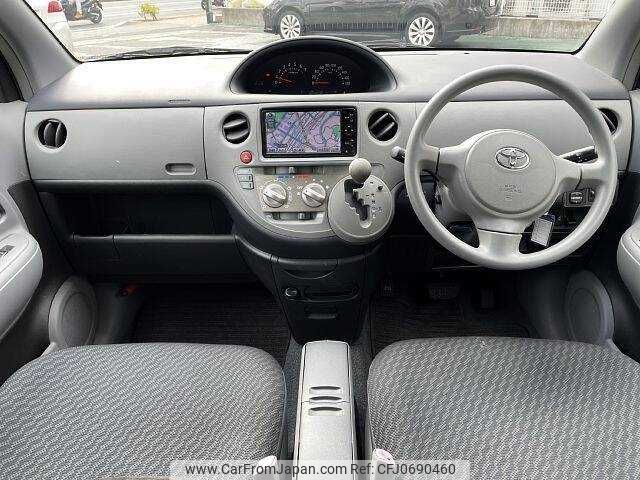 toyota sienta 2011 504928-927546 image 1